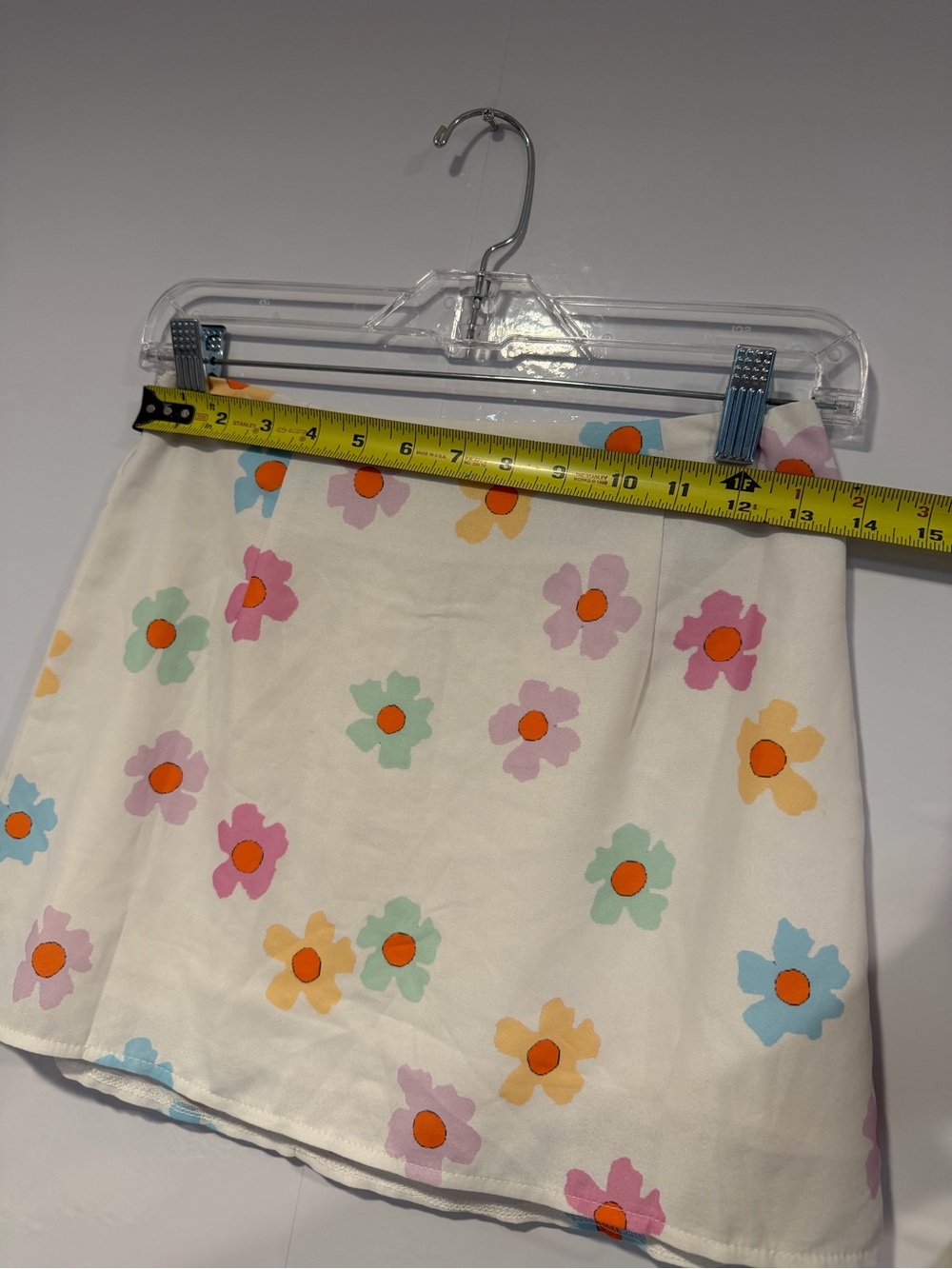 Princes Polly retro Floral Print A-Line Mini Skirt in Cream - Picture 2 of 5